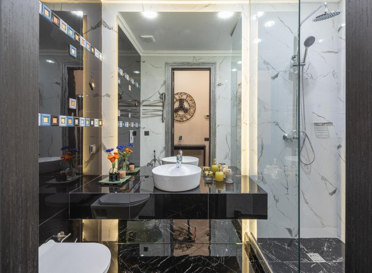 Mr Grey Boutique Hotel Odessa Exterior foto